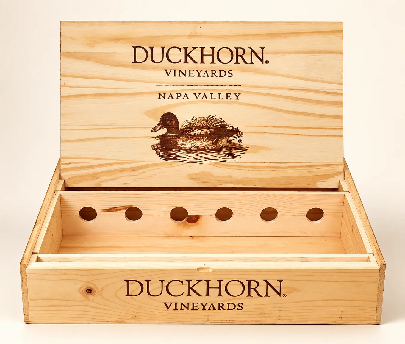 Geöffnete Duckhorn Kiste